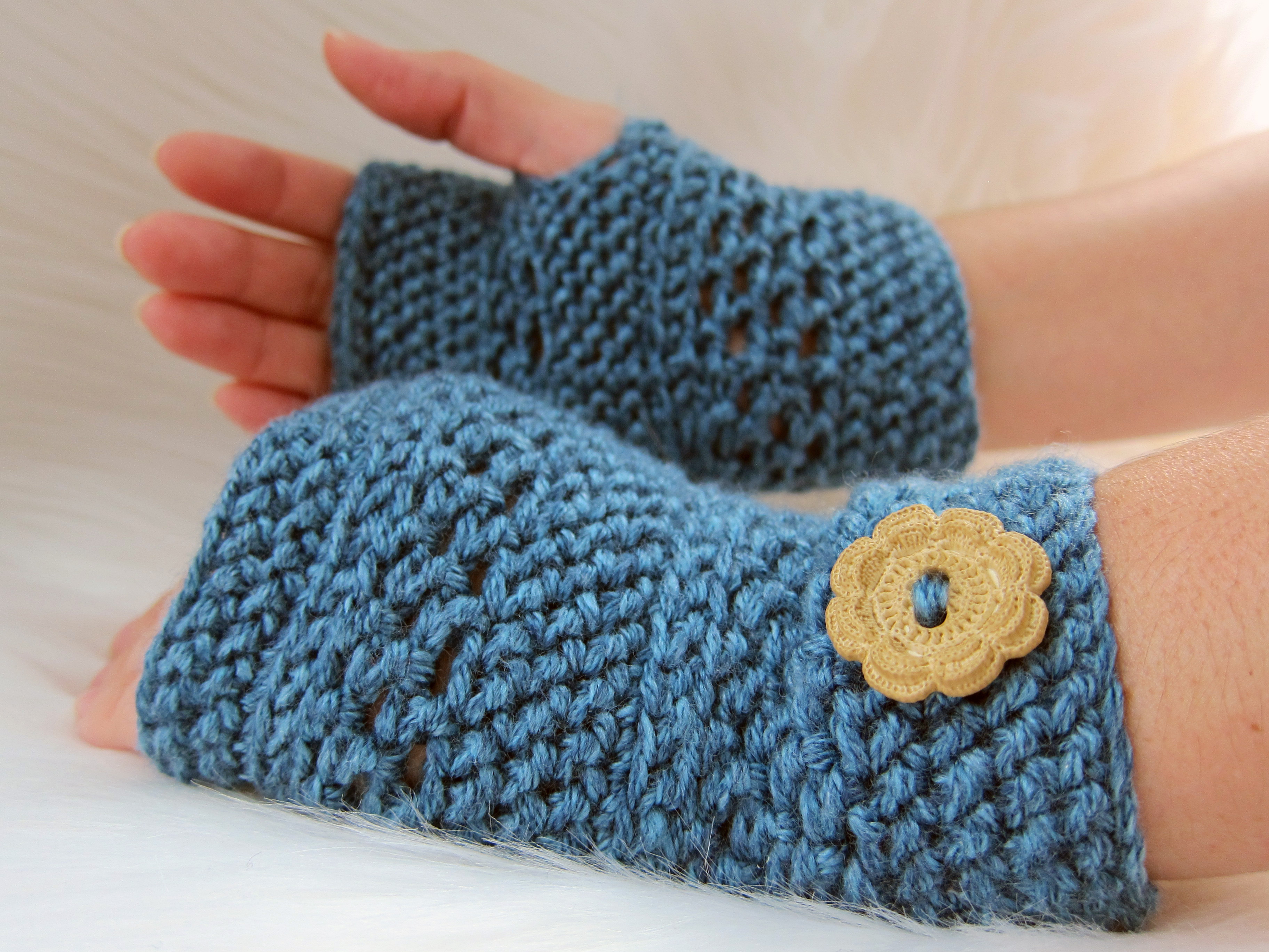 Crochet Fingerless Gloves by NorthEastMama
